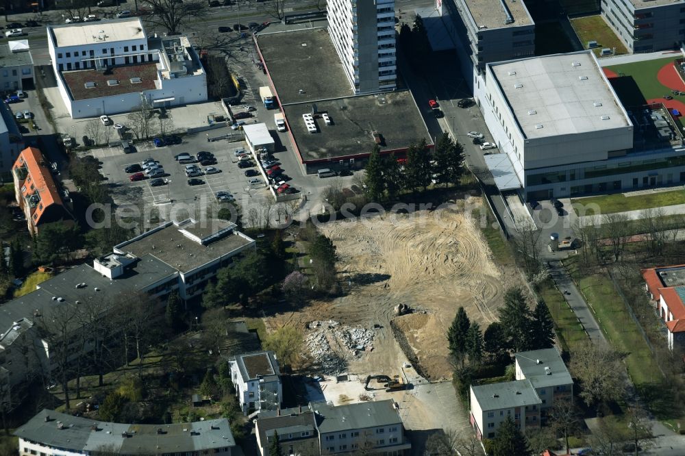 Aerial image Berlin - Demolition area of the building the commercial site and former parking lot in a residential area Berliner Strasse - Charlottenburg Street - Clayalllee in Berlin