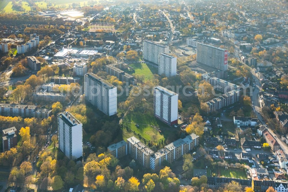 Aerial image Duisburg - Demolition of the building area of highrise Weisser Riese on Friedrich-Ebert-Strasse in the district Homberg-Hochheide in Duisburg in the state North Rhine-Westphalia, Germany