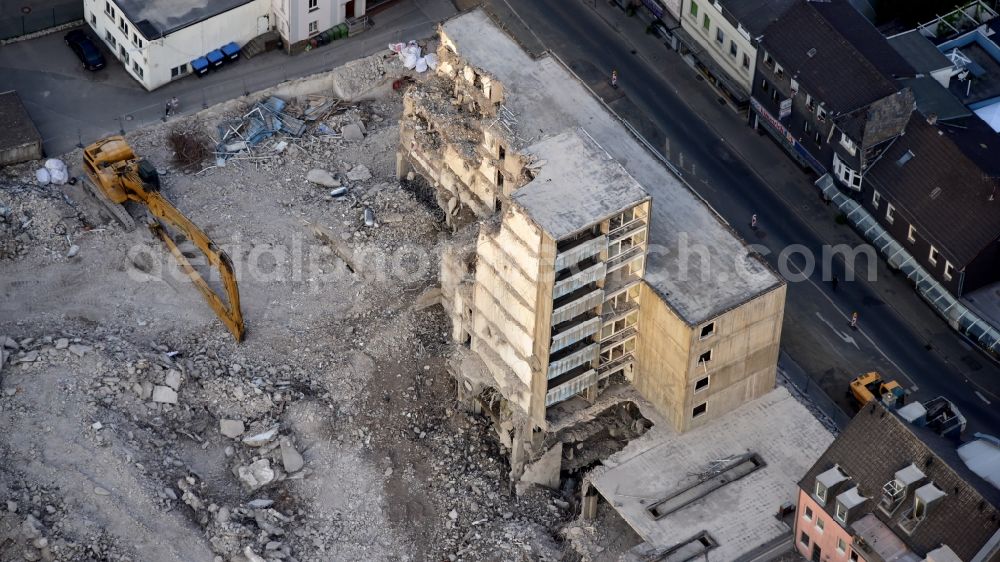 Aerial image Waldbröl - Demolition of the building area of Merkur-Haus in Waldbroel in the state North Rhine-Westphalia, Germany