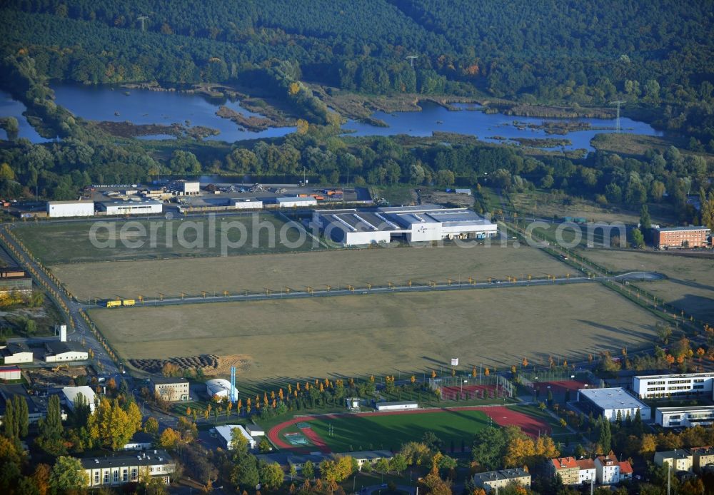 Hennigsdorf from above - Demolition area / plan area of ??the former mill buildings at the factory road in the industrial area in North Hennigsdorf in Brandenburg