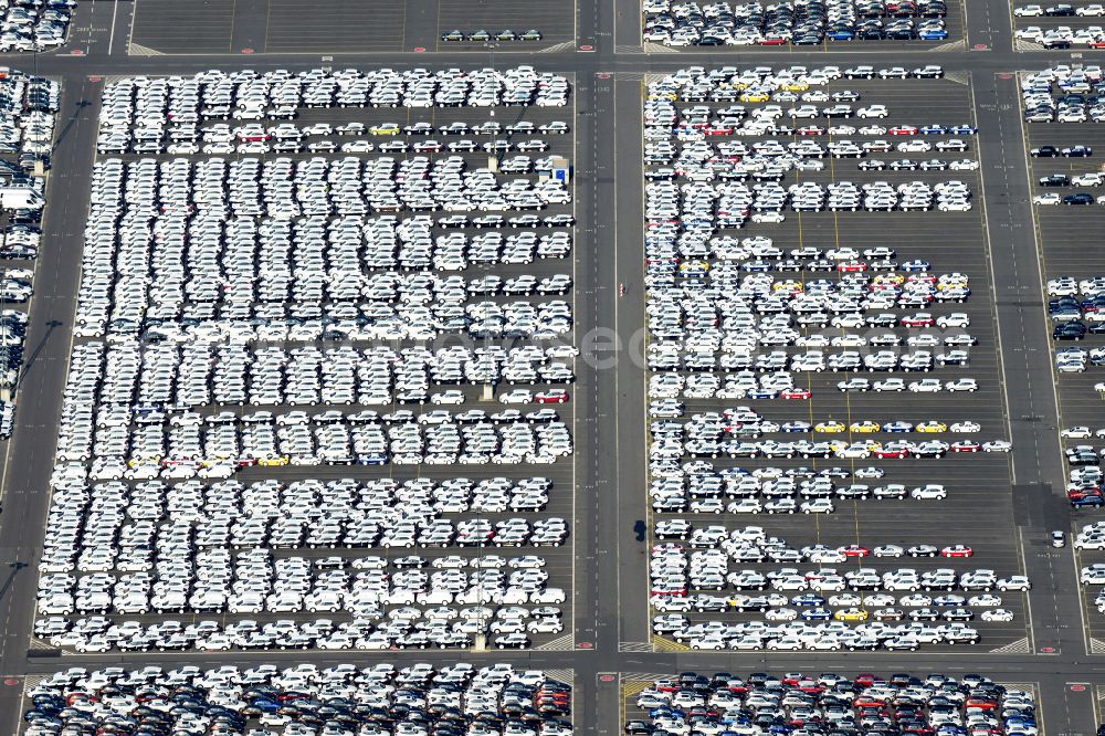 Bremerhaven from the bird's eye view: Site of the company BLG Automotive Logistics GmbH & Co. KG at the international port in Bremerhaven in the state Bremen