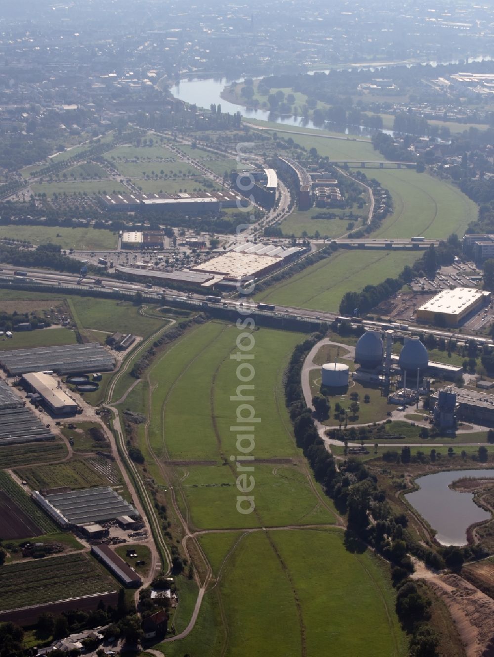 Dresden from above - Drainage channel Kaditzer Flutrinne in Dresden in the state Saxony