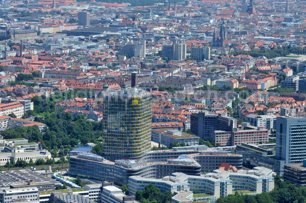 Aerial image München - Blick auf die neue ADAC Zentrale, ein Projekt des Berliner Architektenbüros Sauerbruch Hutton und der ZÜBLIN AG, an der Hansastraße in München. The new build of the ADAC Headquaters at the Hansastrasse in Munich.