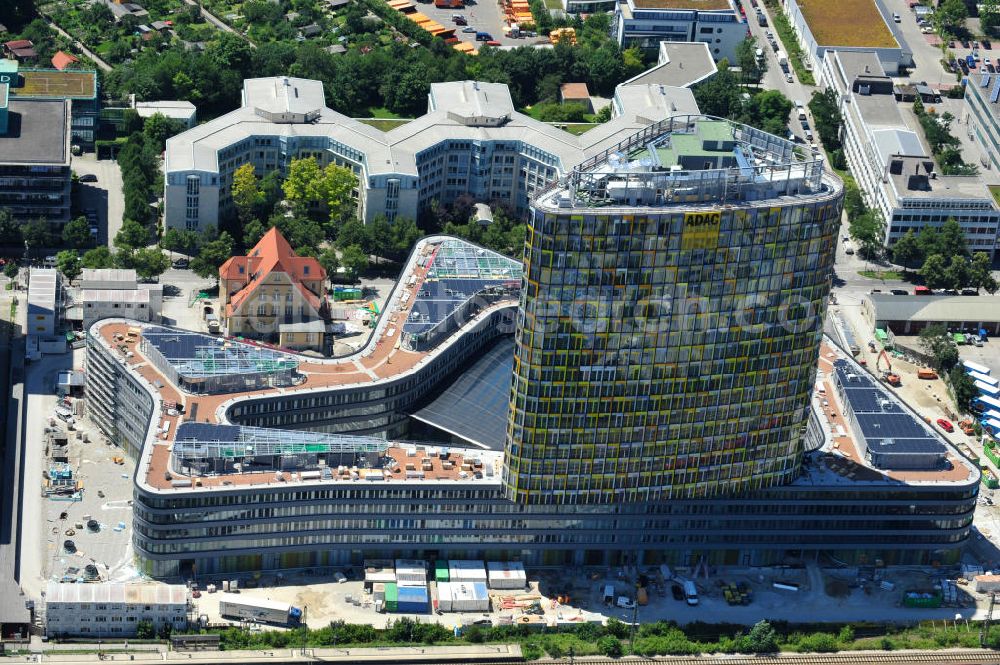 München from above - Blick auf die neue ADAC Zentrale, ein Projekt des Berliner Architektenbüros Sauerbruch Hutton und der ZÜBLIN AG, an der Hansastraße in München. The new build of the ADAC Headquaters at the Hansastrasse in Munich.