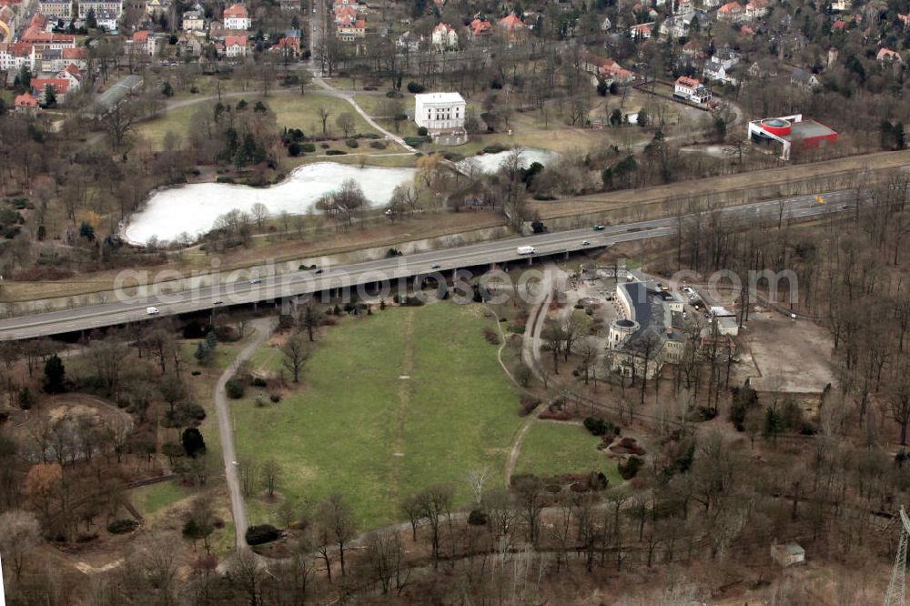 Markkleeberg from the bird's eye view: Blick auf das Areal des Agra Park in Markkleeberg, dem ehemaligen DDR- Landwirtschaftsausstellungsgelände. Das Gelände hat seinen Ursprung im Herfurthschen Landschaftspark, wurde in der DDR verstaatlicht und als landwirtschaftliches Ausstellungs- und Messegelände erweitert. Look at the area of the park in Agra Markkleeberg, the former GDR Agriculture Exhibition Hall. The area has its origin in Herfurthsche landscape park was nationalized in the GDR and expanded as an agricultural exhibition and fair grounds.