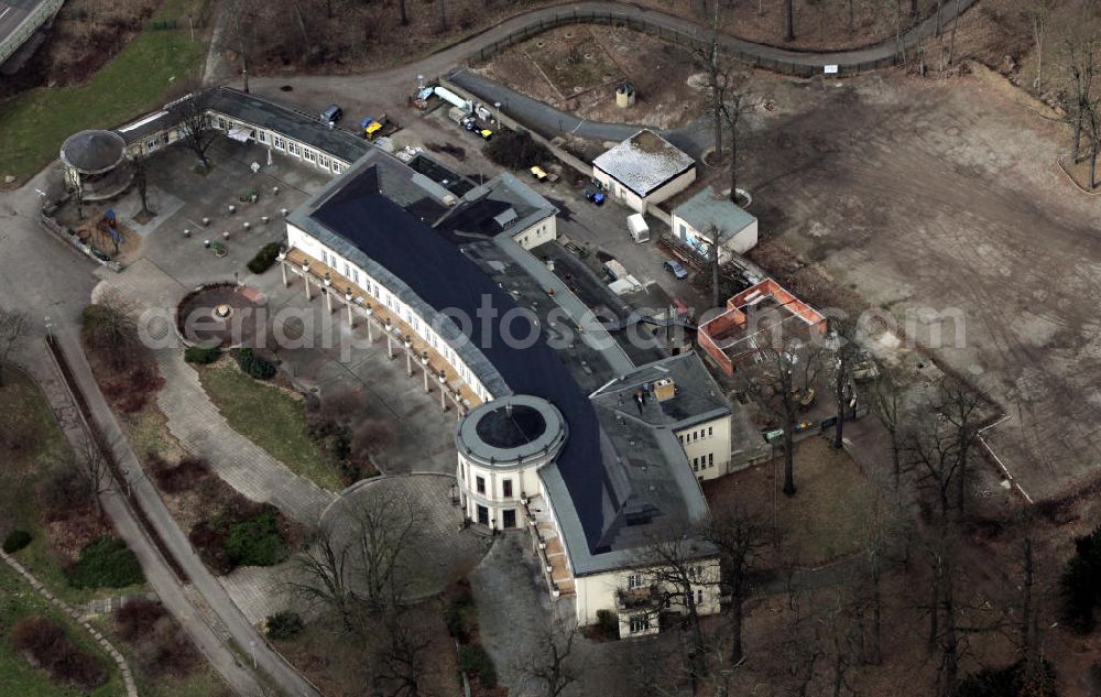 Aerial image Markkleeberg - Blick auf das Areal des Agra Park in Markkleeberg, dem ehemaligen DDR- Landwirtschaftsausstellungsgelände. Das Gelände hat seinen Ursprung im Herfurthschen Landschaftspark, wurde in der DDR verstaatlicht und als landwirtschaftliches Ausstellungs- und Messegelände erweitert. Look at the area of the park in Agra Markkleeberg, the former GDR Agriculture Exhibition Hall. The area has its origin in Herfurthsche landscape park was nationalized in the GDR and expanded as an agricultural exhibition and fair grounds.