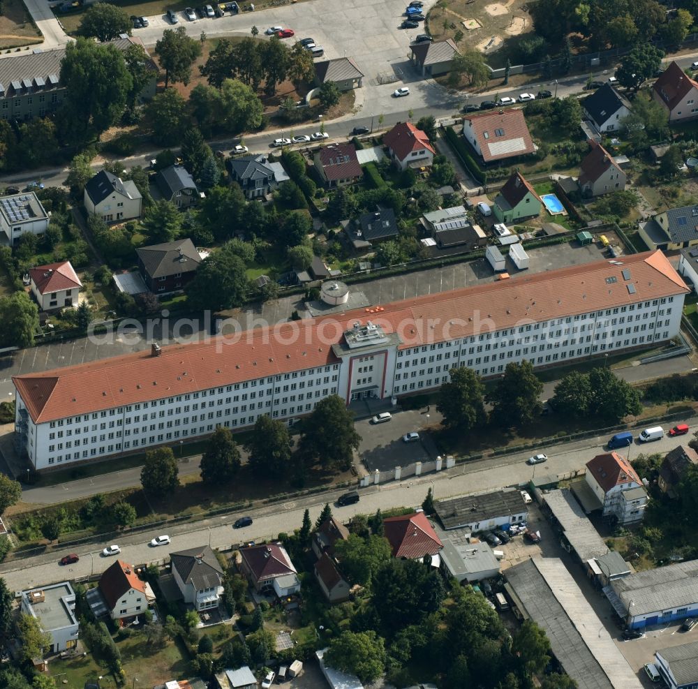 Berlin from above - Academy Building of the bbw Akademie fuer Betriebswirtschaftliche Weiterbildung in Berlin