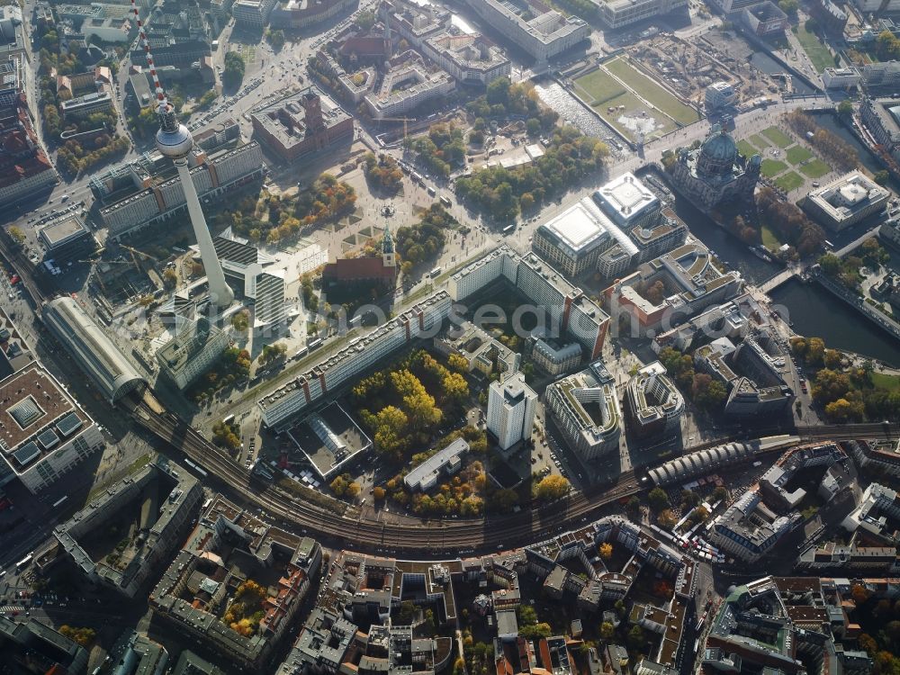 Aerial image Berlin - Alexanderplatz and surrounding environment in the Koenigsstadt part of Mitte in Berlin. View of Alexanderplatz overlooking the construction site of a shopping center with flats at the television tower in Berlin. The Berlin Cathedral is located on the river Spree on Museumsinsel (Museum Island)