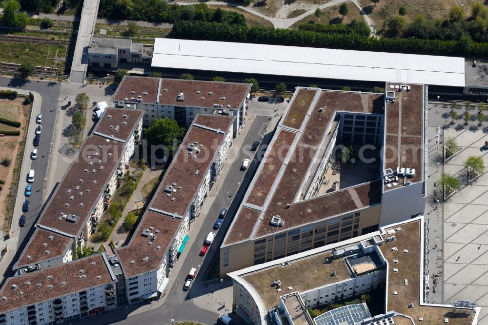 Berlin from above - Campus building of the University of Applied Sciences Alice Salomon Hochschule Berlin on Alice-Salomon-Platz in the district Hellersdorf in Berlin, Germany