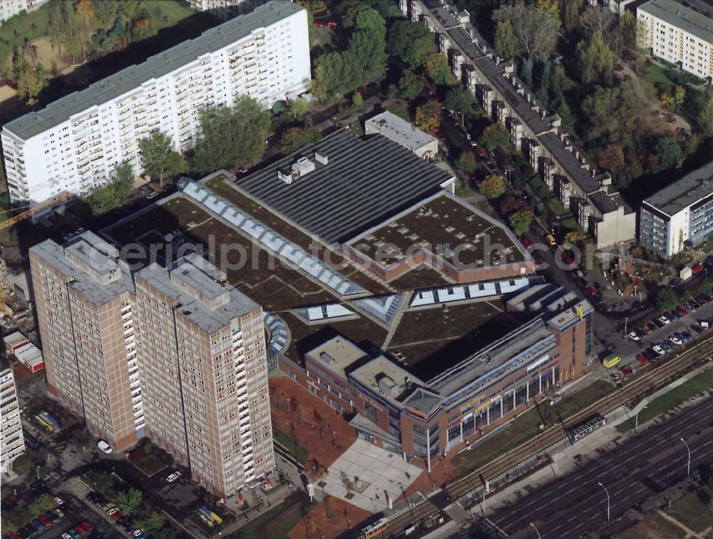 Berlin - Hohenschönhausen from the bird's eye view: Allee-Center der ECE HH an der Landsberger Allee in Berlin - Hohenschönhausen