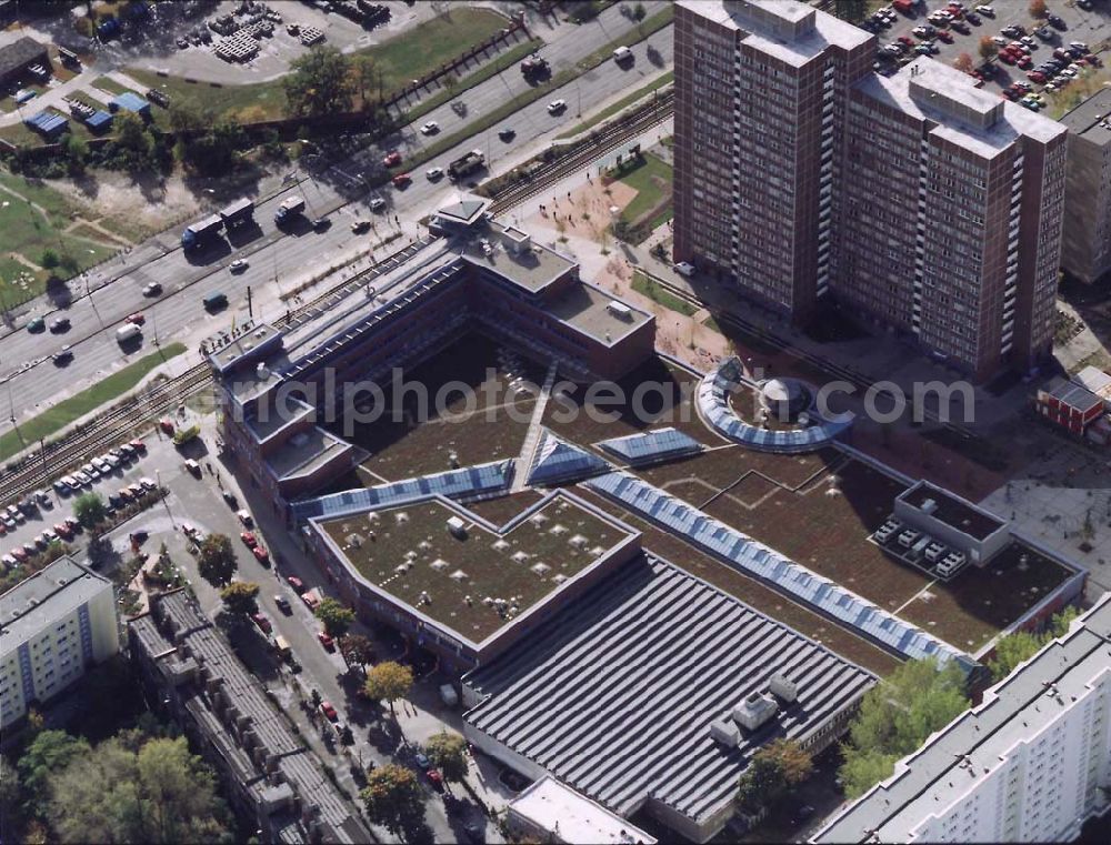 Aerial image Berlin - Hohenschönhausen - Allee-Center der ECE HH an der Landsberger Allee in Berlin - Hohenschönhausen