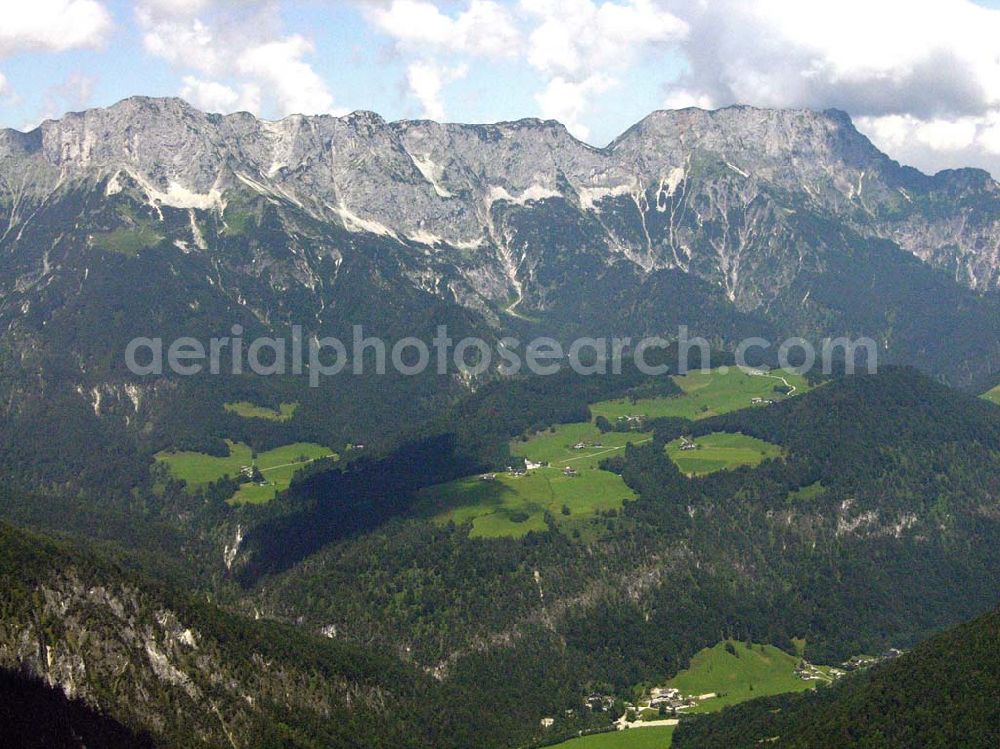 Aerial photograph Berchtesgaden - Blick auf das Alpenland um Berchtesgaden in der Nähe des zweithöchsten Bergs von Deutschland dem Watzmann