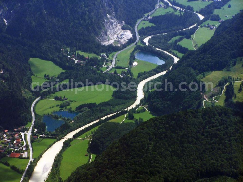 Berchtesgaden from the bird's eye view: Blick auf das Alpenland um Berchtesgaden in Bayern