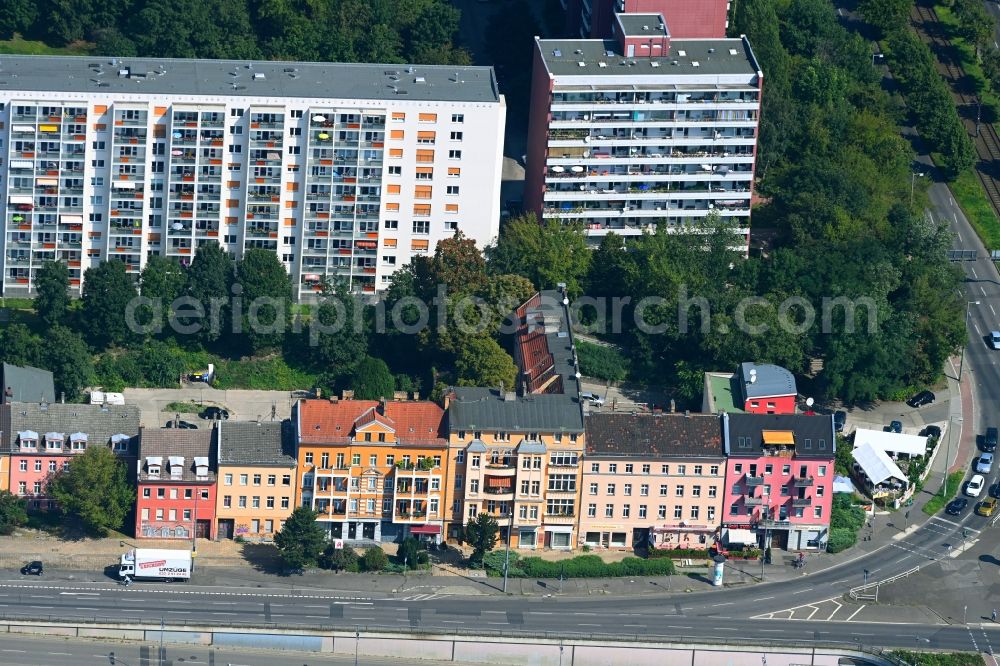 Aerial image Berlin - Residential area of the multi-family house settlement Alt-Friedrichsfelde in the district Lichtenberg in Berlin, Germany