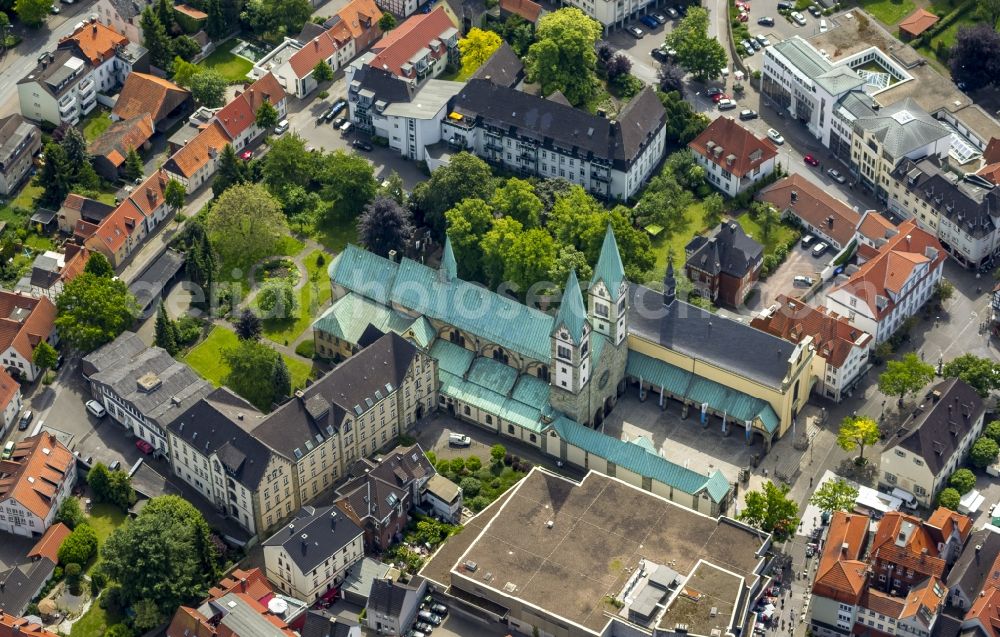 Werl from above - Old Sanctuary and Pilgrimage Basilica - neo-romantic church hall with green towers in Werl in the state of North Rhine-Westphalia