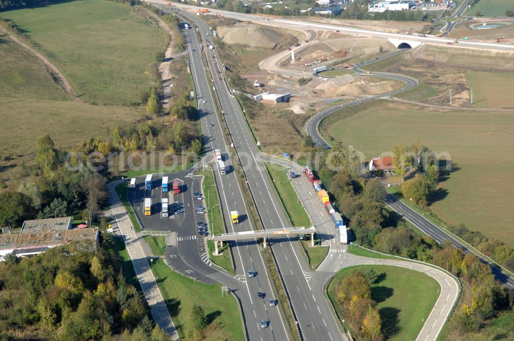 Eisenach from above - Blick auf den bisherigen Verlauf der Autobahn / A 4 bei Eisenach über die Hörselberge. Dieser Trassen-Abschnitt soll nach der Inbetriebnahme der neu gebauten A4-Umfahrung ab Januar nächsten Jahres zurück gebaut und teilweise renaturiert werden. Durchgeführt werden die im Zuge dieses Projektes notwendigen Arbeiten unter an derem von den Mitarbeitern der Niederlassung Weimar der EUROVIA Verkehrsbau Union sowie der Niederlassungen Abbruch und Erdbau, Betonstraßenbau, Ingenieurbau und TECO Schallschutz der EUROVIA Beton sowie der DEGES.