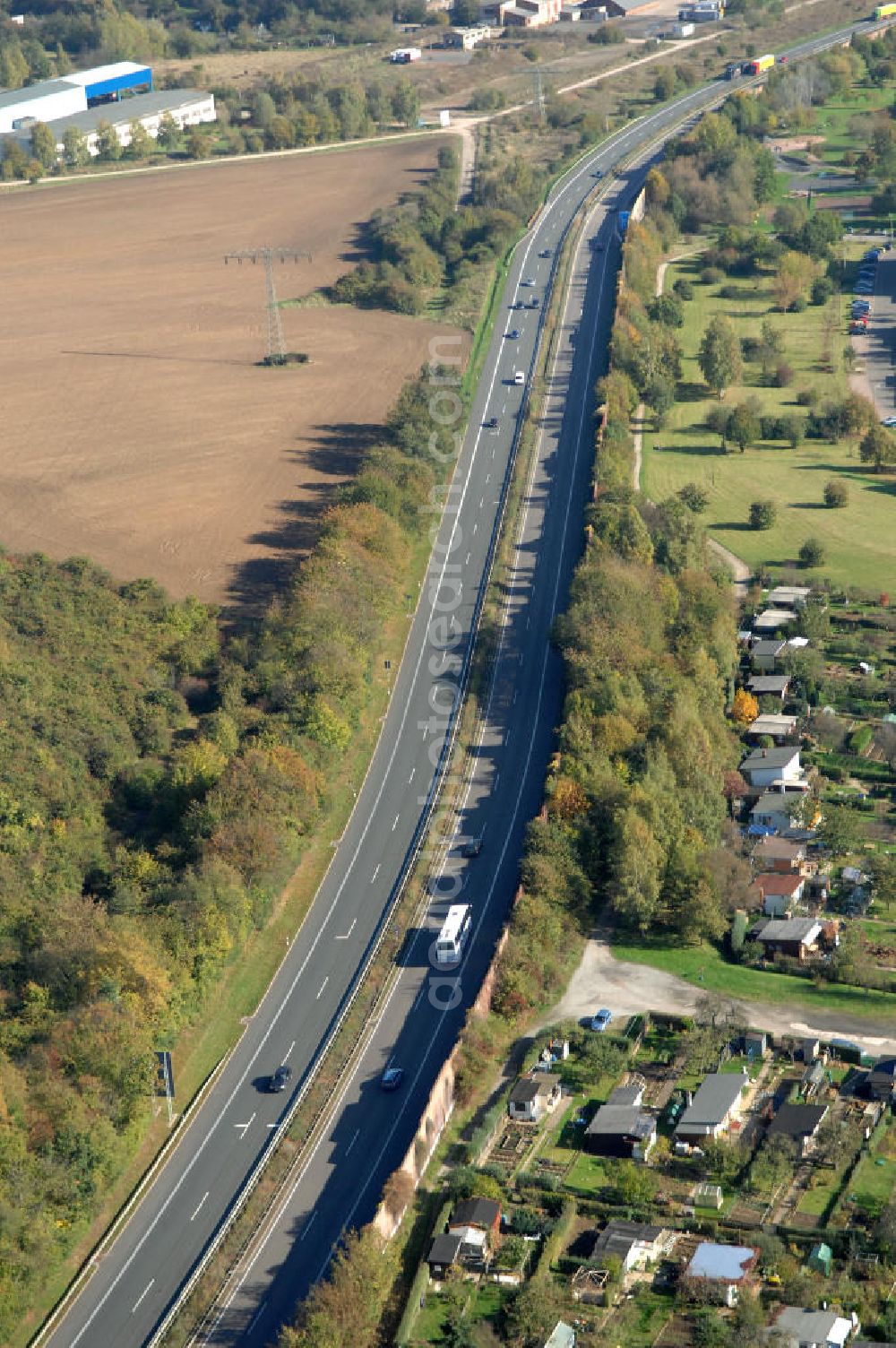 Eisenach from above - Blick auf den bisherigen Verlauf der Autobahn / A 4 bei Eisenach über die Hörselberge. Dieser Trassen-Abschnitt soll nach der Inbetriebnahme der neu gebauten A4-Umfahrung ab Januar nächsten Jahres zurück gebaut und teilweise renaturiert werden. Durchgeführt werden die im Zuge dieses Projektes notwendigen Arbeiten unter an derem von den Mitarbeitern der Niederlassung Weimar der EUROVIA Verkehrsbau Union sowie der Niederlassungen Abbruch und Erdbau, Betonstraßenbau, Ingenieurbau und TECO Schallschutz der EUROVIA Beton sowie der DEGES.