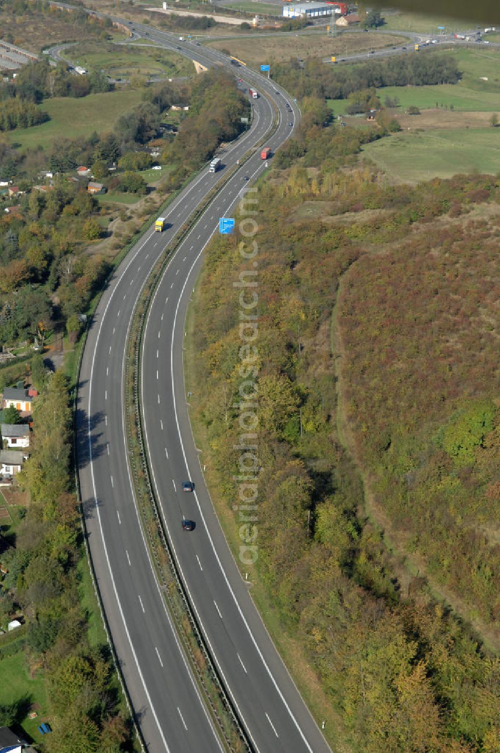 Eisenach from the bird's eye view: Blick auf den bisherigen Verlauf der Autobahn / A 4 bei Eisenach über die Hörselberge. Dieser Trassen-Abschnitt soll nach der Inbetriebnahme der neu gebauten A4-Umfahrung ab Januar nächsten Jahres zurück gebaut und teilweise renaturiert werden. Durchgeführt werden die im Zuge dieses Projektes notwendigen Arbeiten unter an derem von den Mitarbeitern der Niederlassung Weimar der EUROVIA Verkehrsbau Union sowie der Niederlassungen Abbruch und Erdbau, Betonstraßenbau, Ingenieurbau und TECO Schallschutz der EUROVIA Beton sowie der DEGES.