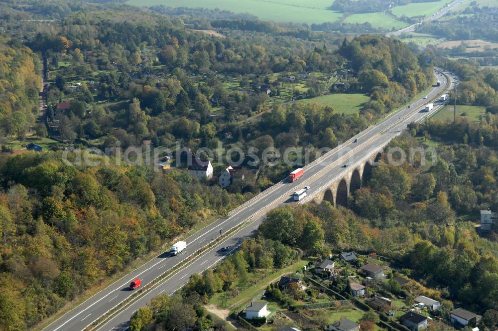 Eisenach from the bird's eye view: Blick auf den bisherigen Verlauf der Autobahn / A 4 bei Eisenach über die Hörselberge. Dieser Trassen-Abschnitt soll nach der Inbetriebnahme der neu gebauten A4-Umfahrung ab Januar nächsten Jahres zurück gebaut und teilweise renaturiert werden. Durchgeführt werden die im Zuge dieses Projektes notwendigen Arbeiten unter an derem von den Mitarbeitern der Niederlassung Weimar der EUROVIA Verkehrsbau Union sowie der Niederlassungen Abbruch und Erdbau, Betonstraßenbau, Ingenieurbau und TECO Schallschutz der EUROVIA Beton sowie der DEGES.