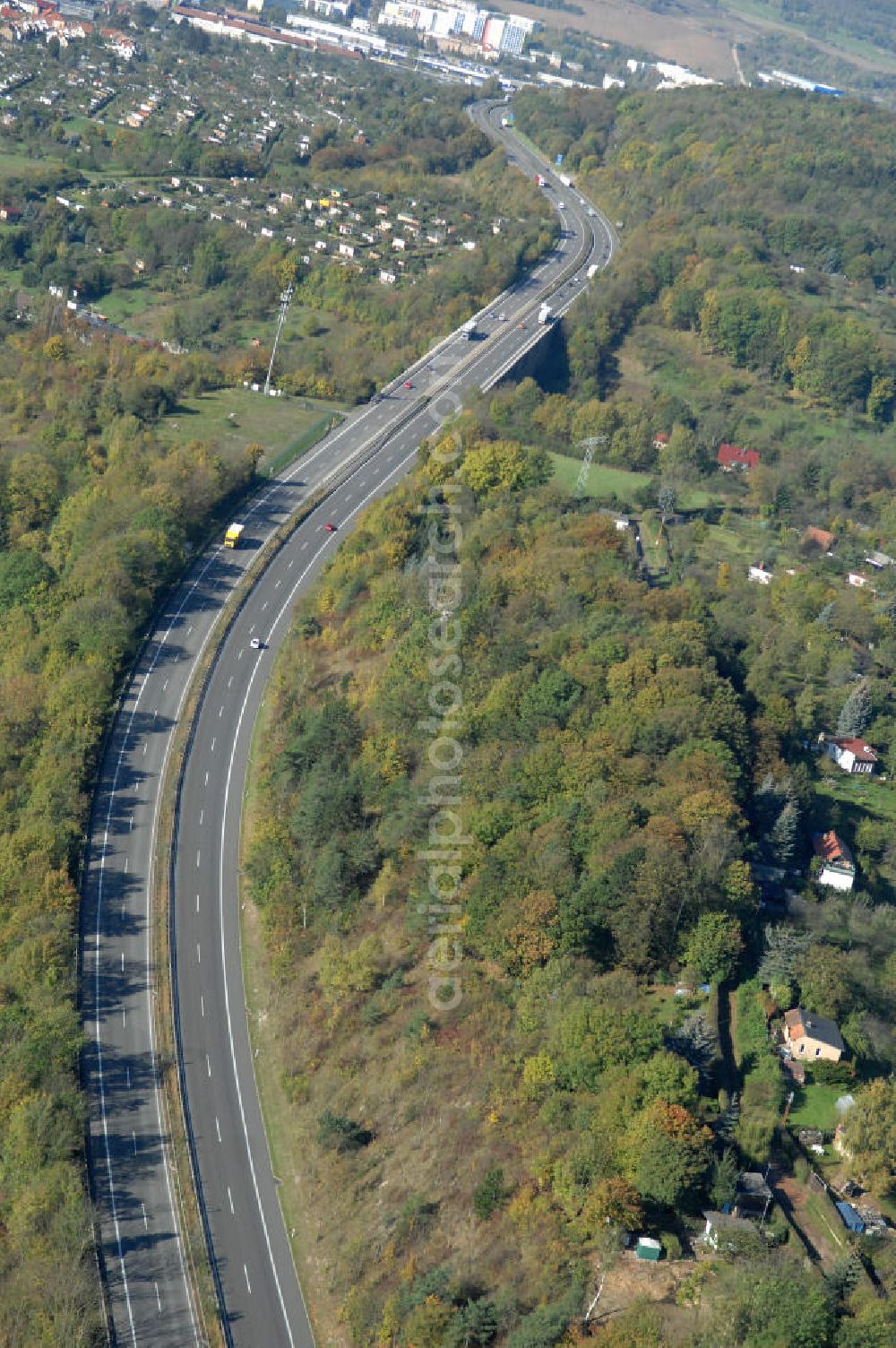 Aerial image Eisenach - Blick auf den bisherigen Verlauf der Autobahn / A 4 bei Eisenach über die Hörselberge. Dieser Trassen-Abschnitt soll nach der Inbetriebnahme der neu gebauten A4-Umfahrung ab Januar nächsten Jahres zurück gebaut und teilweise renaturiert werden. Durchgeführt werden die im Zuge dieses Projektes notwendigen Arbeiten unter an derem von den Mitarbeitern der Niederlassung Weimar der EUROVIA Verkehrsbau Union sowie der Niederlassungen Abbruch und Erdbau, Betonstraßenbau, Ingenieurbau und TECO Schallschutz der EUROVIA Beton sowie der DEGES.