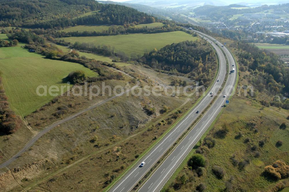 Aerial image Eisenach - Blick auf den bisherigen Verlauf der Autobahn / A 4 bei Eisenach über die Hörselberge. Dieser Trassen-Abschnitt soll nach der Inbetriebnahme der neu gebauten A4-Umfahrung ab Januar nächsten Jahres zurück gebaut und teilweise renaturiert werden. Durchgeführt werden die im Zuge dieses Projektes notwendigen Arbeiten unter an derem von den Mitarbeitern der Niederlassung Weimar der EUROVIA Verkehrsbau Union sowie der Niederlassungen Abbruch und Erdbau, Betonstraßenbau, Ingenieurbau und TECO Schallschutz der EUROVIA Beton sowie der DEGES.