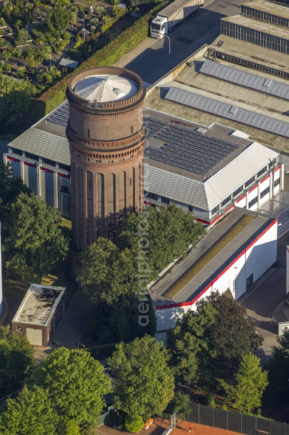 Mönchengladbach from above - Old Water Tower on Dahler Kirchweg in Moenchengladbach in the Lower Rhine in North Rhine-Westphalia