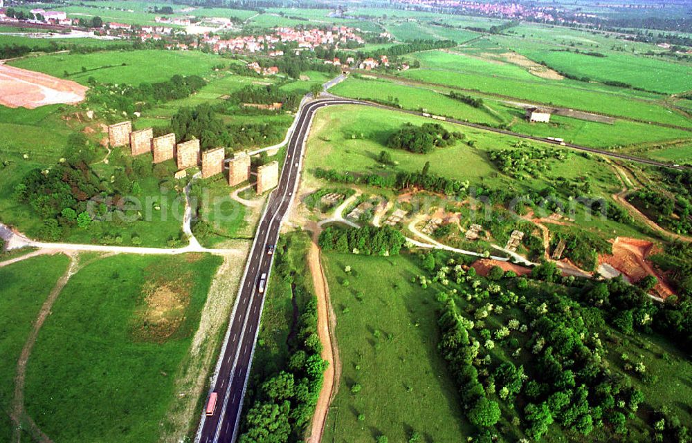 Aerial image Fulda / Hessen - altes Eisenbahnviadukt bei Fulda / Hessen.