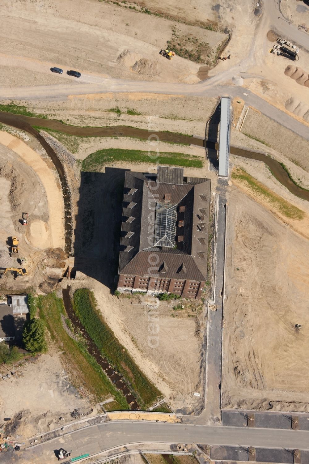 Aerial photograph Dortmund - Old building in the Emscher Strasse in Hoerde borough in Dortmund in North Rhine-Westphalia