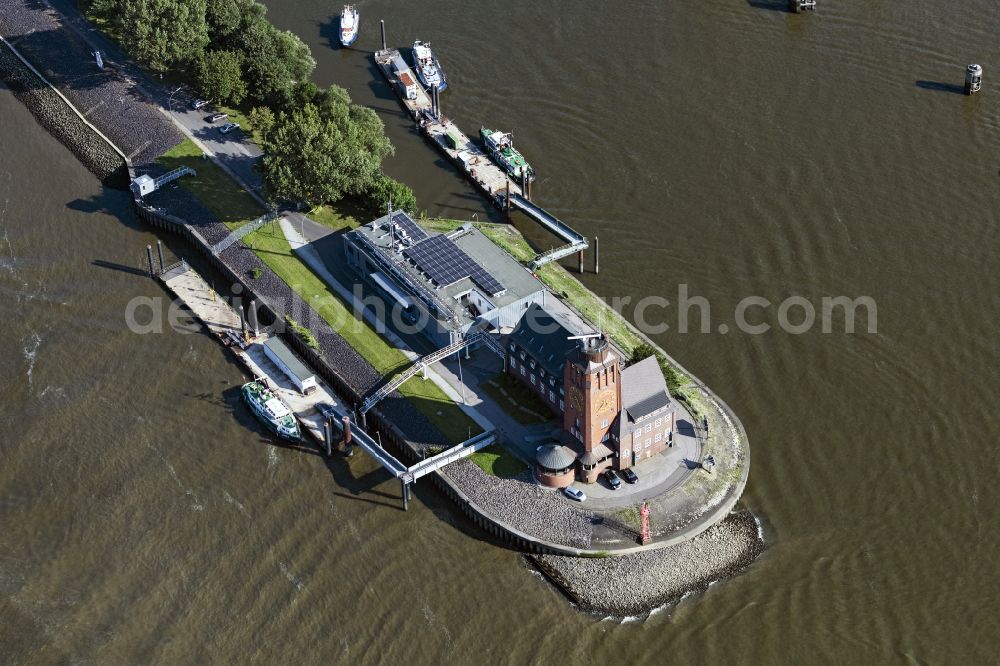 Hamburg from the bird's eye view: Old pilot house Seemannshoeft on the Bubendey bank on the river Elbe in Waltershof in Hamburg, Germany