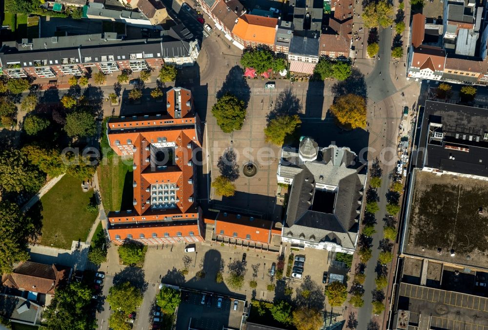 Gladbeck from the bird's eye view: Old Town Hall and Town Hall in Gladbeck in the state of North Rhine-Westphalia