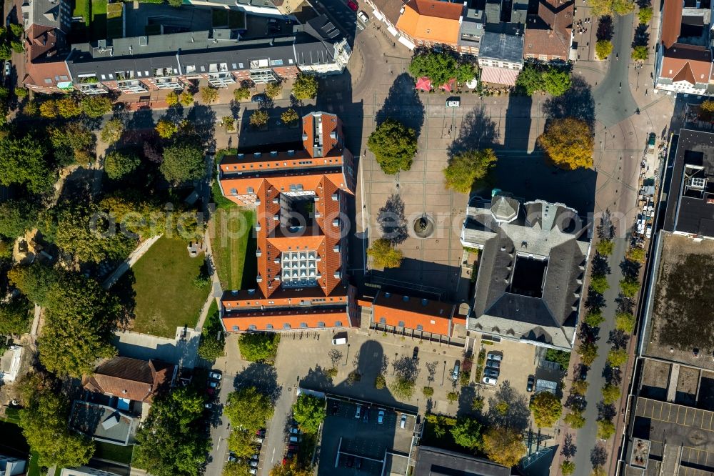 Aerial photograph Gladbeck - Old Town Hall and Town Hall in Gladbeck in the state of North Rhine-Westphalia