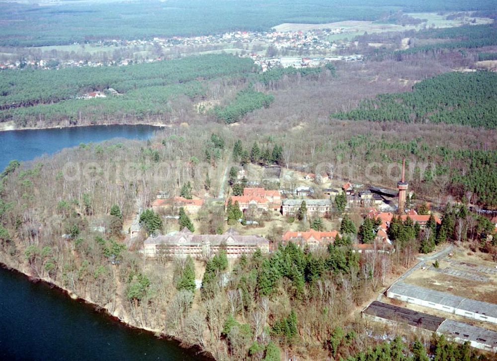 Lehnitz from above - altes Sanatorium am Lehnitzsee.