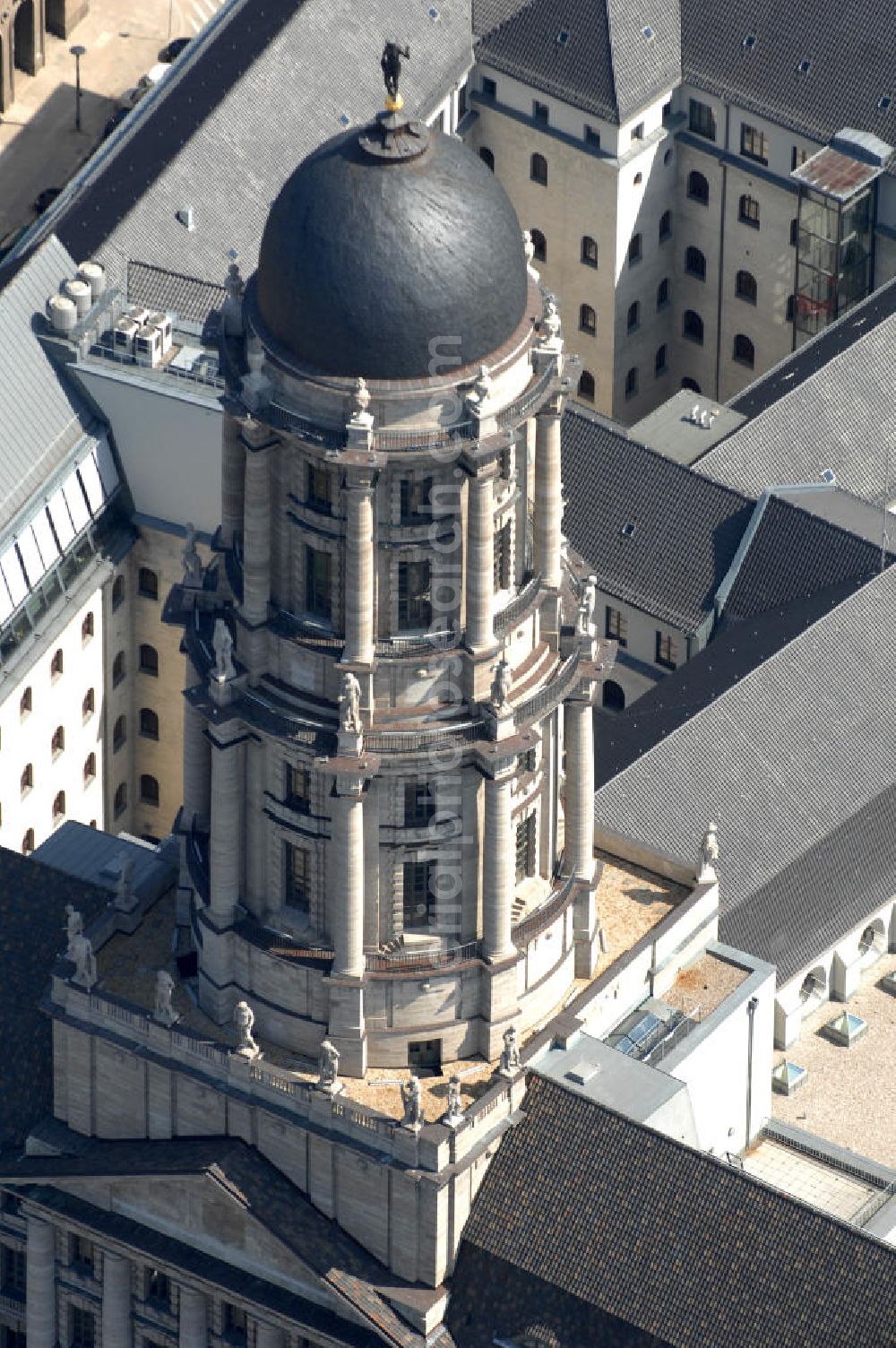 Berlin from the bird's eye view: Altes Stadthaus Berlin, Sitz der Senatsverwaltung für Inneres und Sport. http://seninnsport.berlin.de Old town house, seat of the senate department for internal and sports.