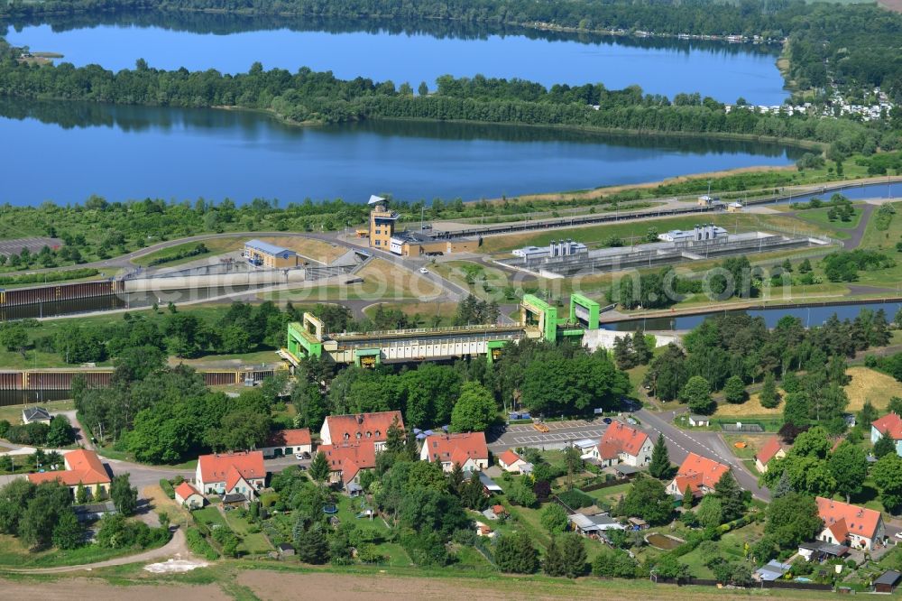 Aerial image Magdeburg - Old disused Boat lift and locks plants on the banks of the waterway of the Abstiegskanal Rothensee in Magdeburg in the state Saxony-Anhalt