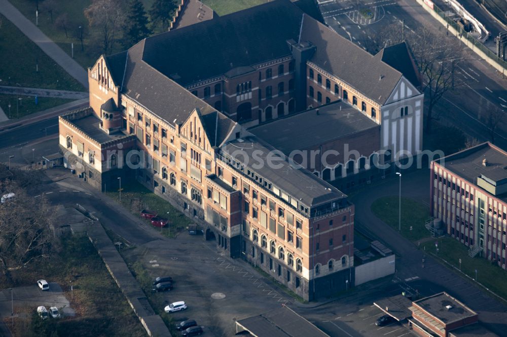 Aerial photograph Duisburg - Old administration building of the ThyssenKrupp company - steelworks in Duisburg in the state of North Rhine-Westphalia, Germany