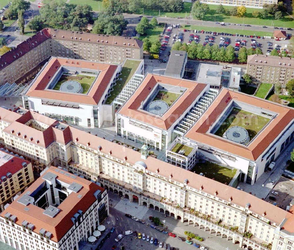 Dresden from the bird's eye view: Altmarkt-Galerie der ECE in der Dresdner Innenstadt.