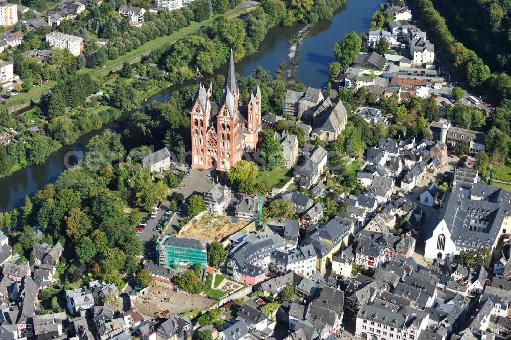 Aerial image Limburg an der Lahn - The old town with the cathedral of Limburg an der Lahn. Limburg a.d. Lahn is the county town of the district Limburg-Weilburg in Hesse