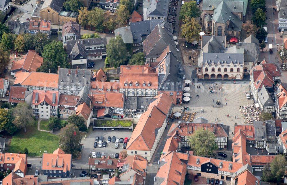 Aerial photograph Goslar - View of the old town of Goslar in Lower Saxony with marketplace and market Church St. Cosmas and Damian. The city belongs to the UNESCO World Heritage site