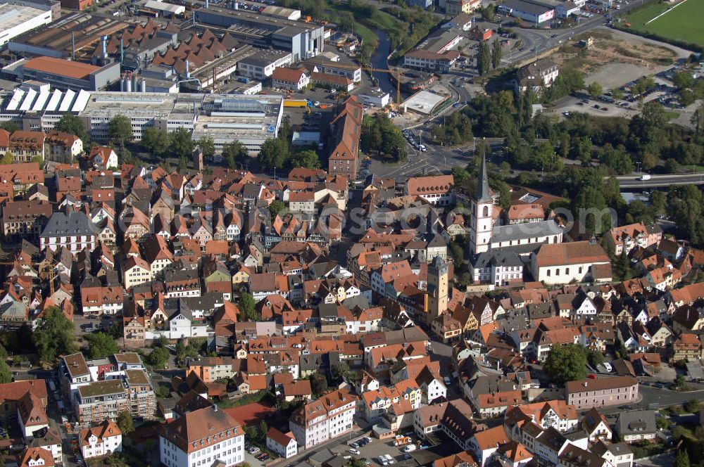 Aerial image Lohr am Main - Blick auf die Altstadt mit Kirche St. Michael und Bayersturm in Lohr am Main. Die Kirche stammt aus dem 12. Jahrhundert und ist eines der Sehenswürdigkeiten in Lohr am Main. Eine weitere ist der Bayersturm, der im 14. Jahrhundert errichtet wurden. Er ist der letzte einzig noch erhaltene Turm der einstigen Stadtbefestigung. Kontakt Touristinfo: MSP-Info, Jahnstraße 9, 97816 Lohr am Main, Tel. +49(0)9352 50099 8, Fax +49(0)9352 50099 9