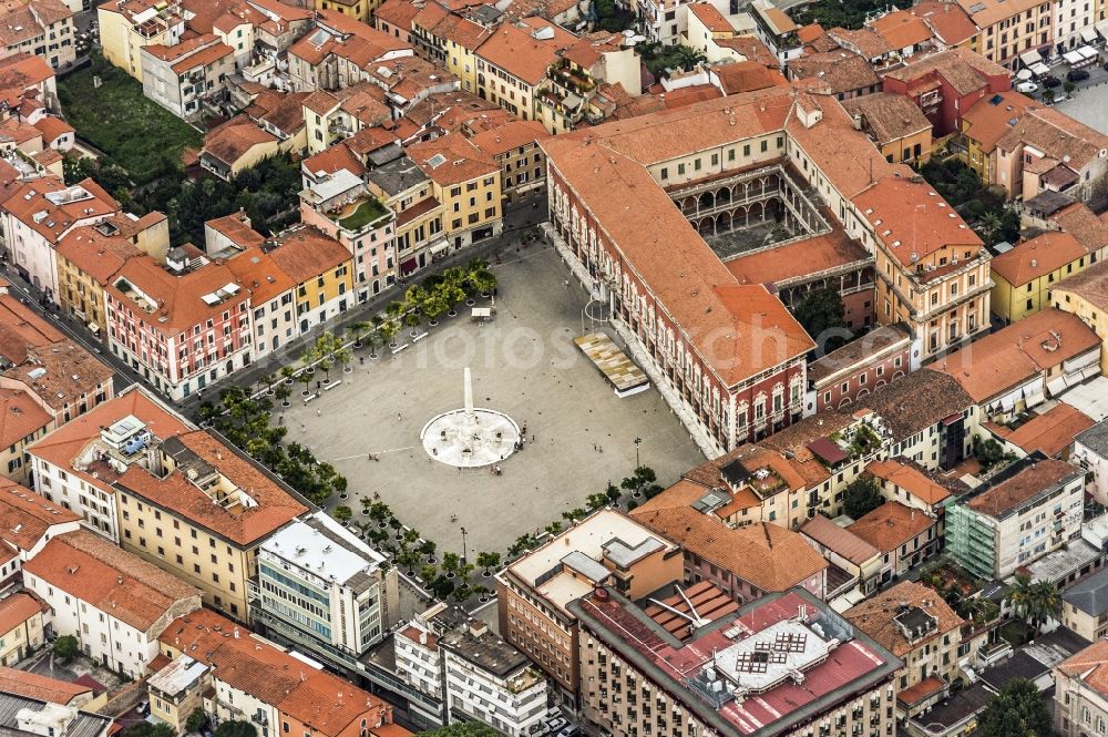 Aerial photograph Massa - Old Town is located in Piazza degli Aranci opposite the Northern Palace Palazzo Ducale in Massa in Italy