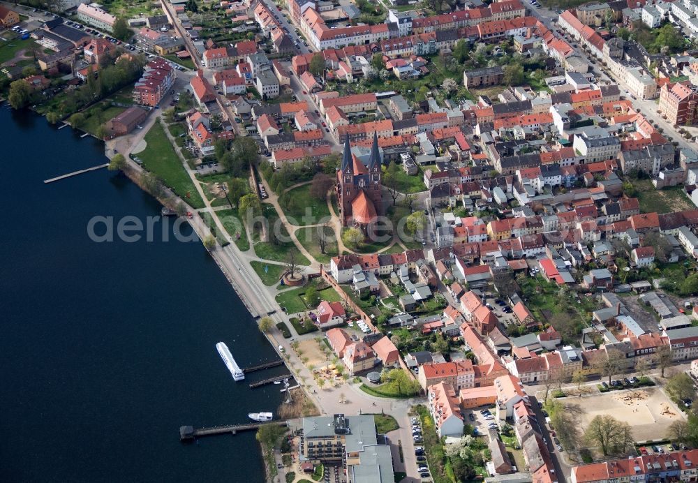 Aerial image Neuruppin - Old Town on the banks of Lake Ruppin in Neuruppin in Brandenburg