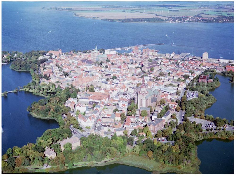 Aerial photograph Stralsund / Mecklenburg Vorpommern - Altstadt von Stralsund / 27.09.02