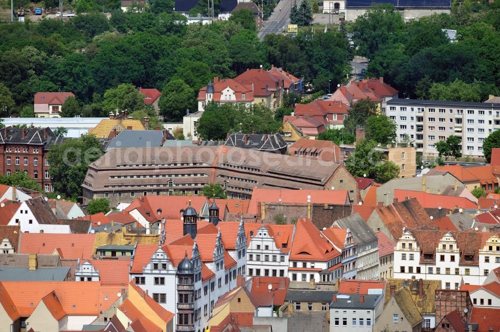 Aerial image Torgau - View over the market onto the covered market in the historic city of Torgau in the state Saxony