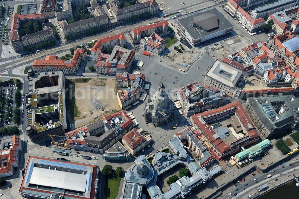 Aerial photograph Dresden - Old Town area at the Dresden Neumarkt. You can see the Frauenkirche in the center with its surrounding residential and hotel buildings, the Palace of Culture, the Kurlan der Palace, the Dresden Art Academy and the Transport Museum