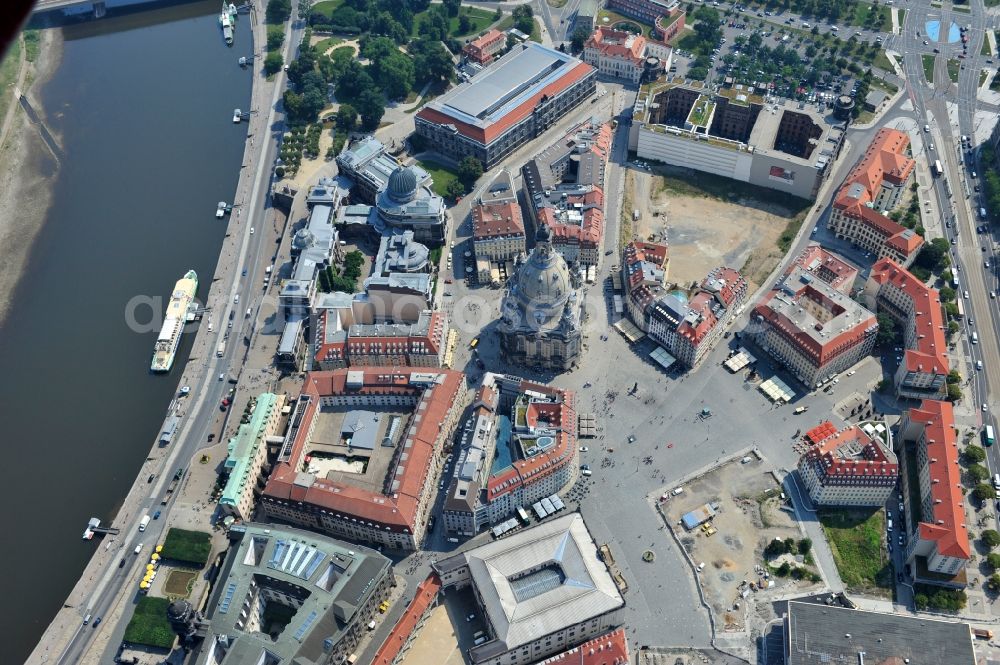 Aerial photograph Dresden - Old Town area at the Dresden Neumarkt. You can see the Frauenkirche in the center with its surrounding residential and hotel buildings, the Palace of Culture, the Kurlan der Palace, the Dresden Art Academy and the Transport Museum