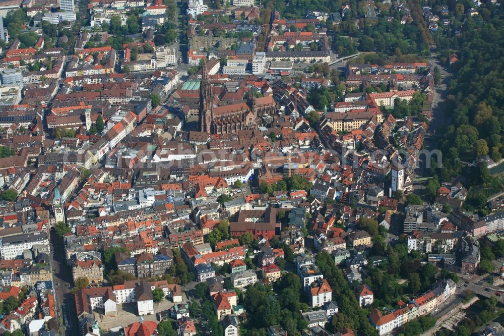 Freiburg im Breisgau from the bird's eye view: City view of Freiburg im Breisgau in the state of Baden-Wuerttemberg with the Freiburg Muenster in the center of the old town