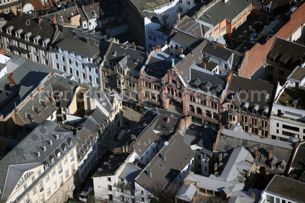 Aerial image Wiesbaden - Old Town area of ??the city on Long Street in the center of Wiesbaden in Hesse