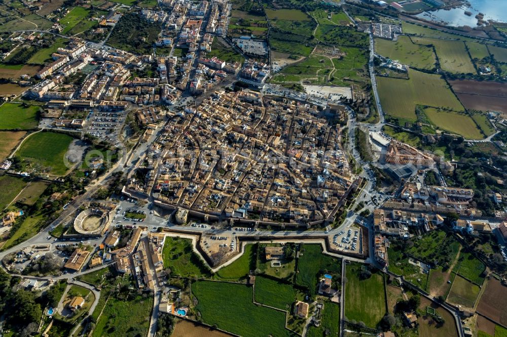 Aerial photograph Alcudia - Old Town area and city center in Alcudia in Balearische Insel Mallorca, Spain