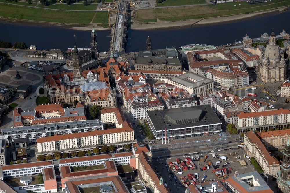 Aerial photograph Dresden - Old Town area and city center at the Altmarkt overlooking the building of the Kulturpalast event hall on Schlossstrasse in Dresden in the state Saxony, Germany