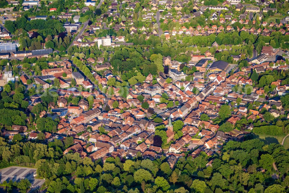 Bad Bevensen from the bird's eye view: Old Town area and city center in Bad Bevensen in the state Lower Saxony, Germany